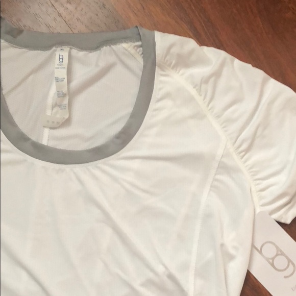 Workout Top - Picture 2 of 5